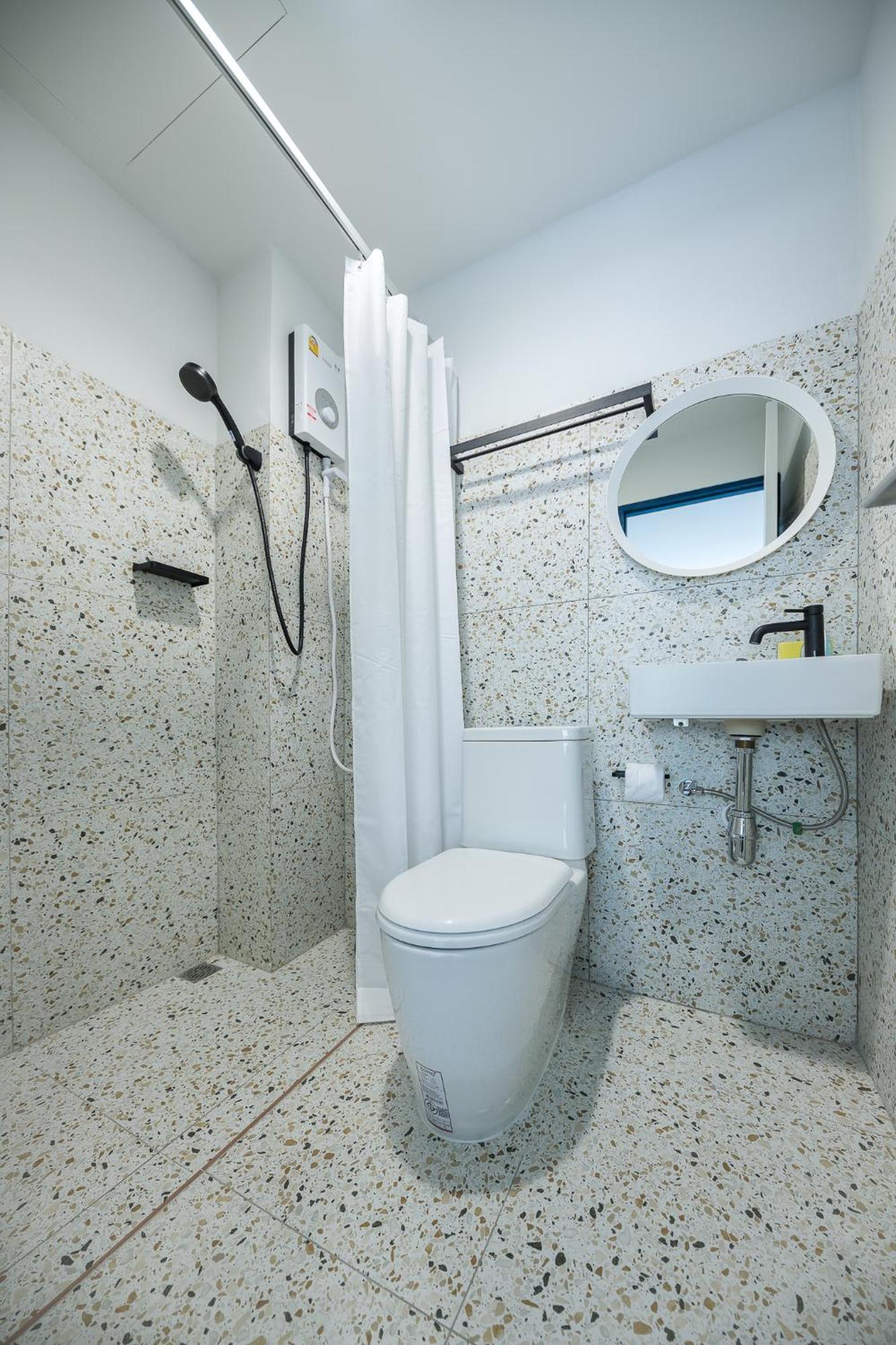 Platinum Premium Deluxe Apartments Бангкок Экстерьер фото